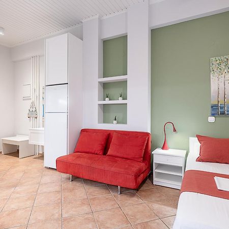 Elena Seafront Luxury Apartments Almirída Luaran gambar