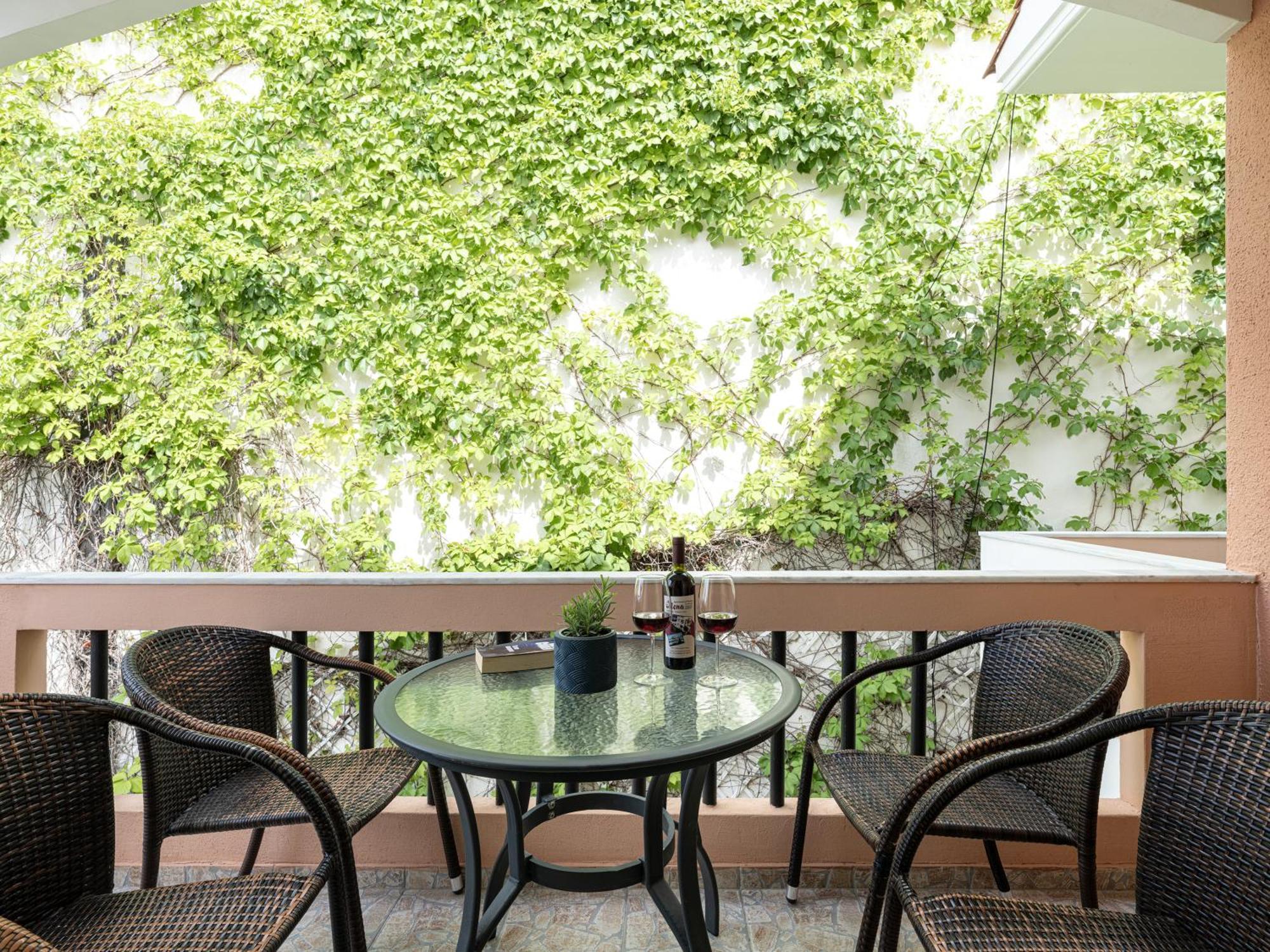 Elena Seafront Luxury Apartments Almirída Bilik gambar
