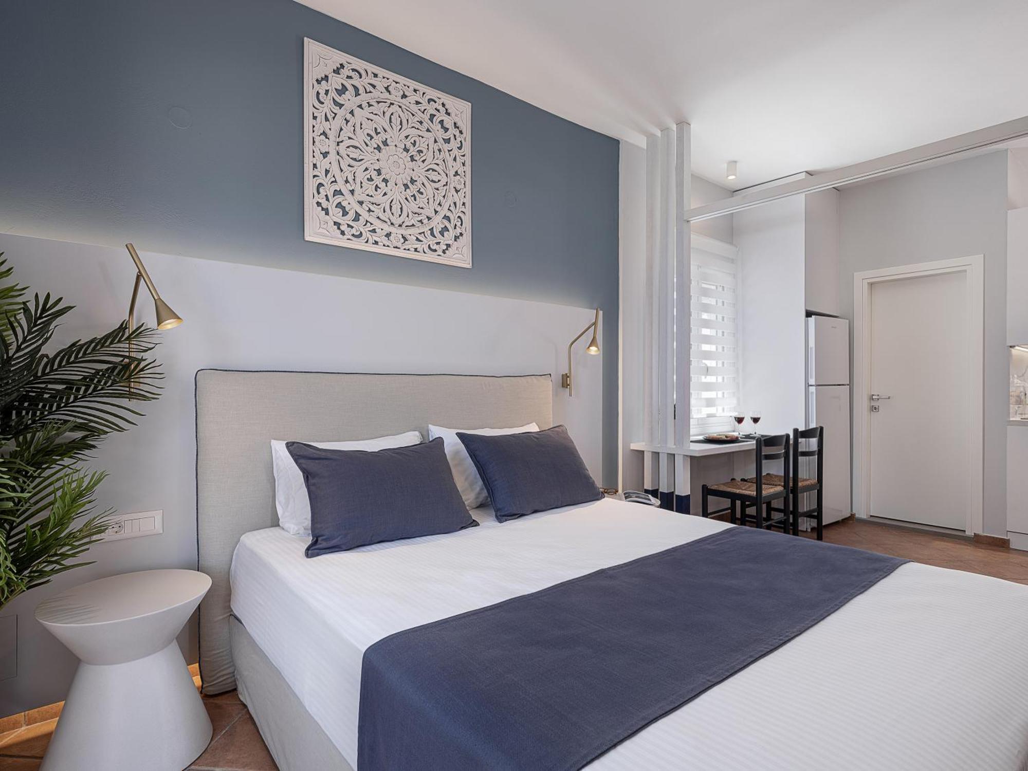 Elena Seafront Luxury Apartments Almirída Luaran gambar