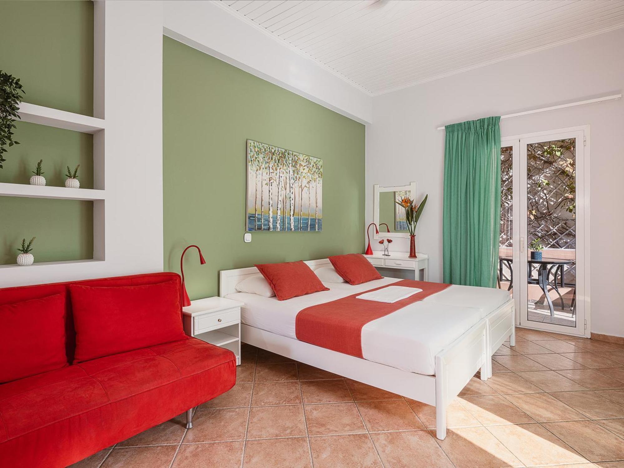 Elena Seafront Luxury Apartments Almirída Luaran gambar