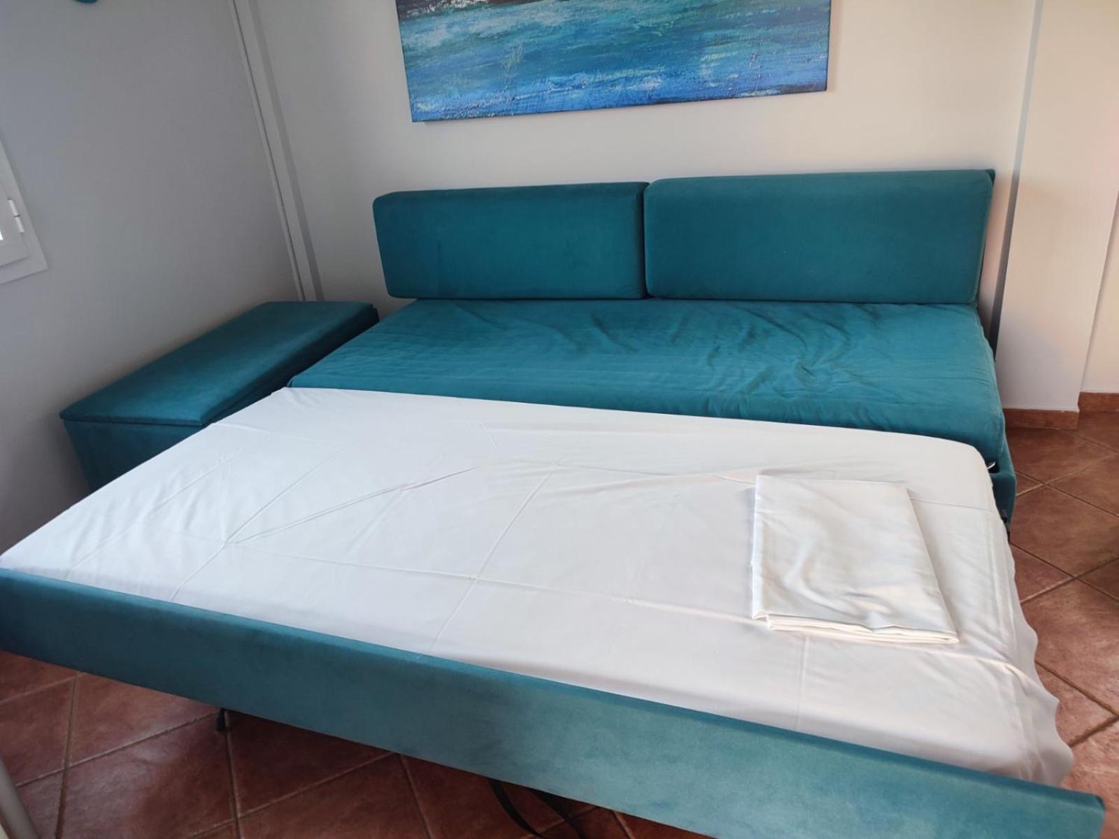 Elena Seafront Luxury Apartments Almirída Luaran gambar